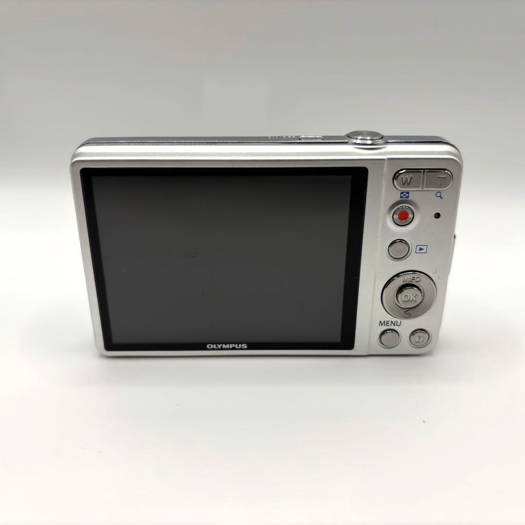 美品✨OLYMPUS VG-120 デジタルカメラ（シルバー）