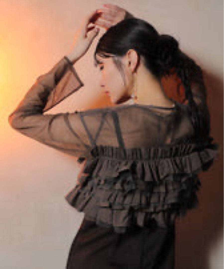 ＊美品＊ボリュームフリルベスト シアートップス キャミワンピ レイヤードドレス