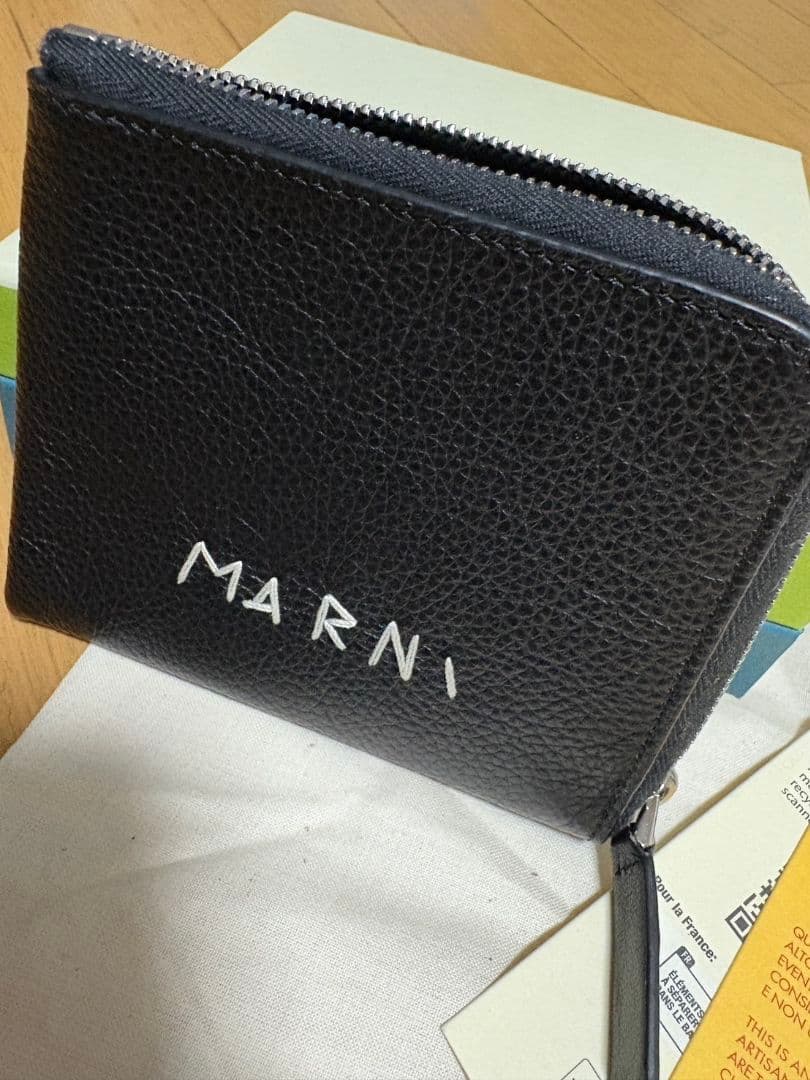 タイムS‼️MARNI ブラックケース