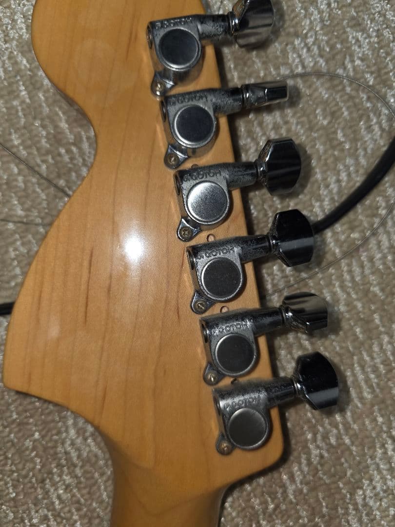 Fender Japan ストラトキャスター EMG81 カーク・ハメット仕様