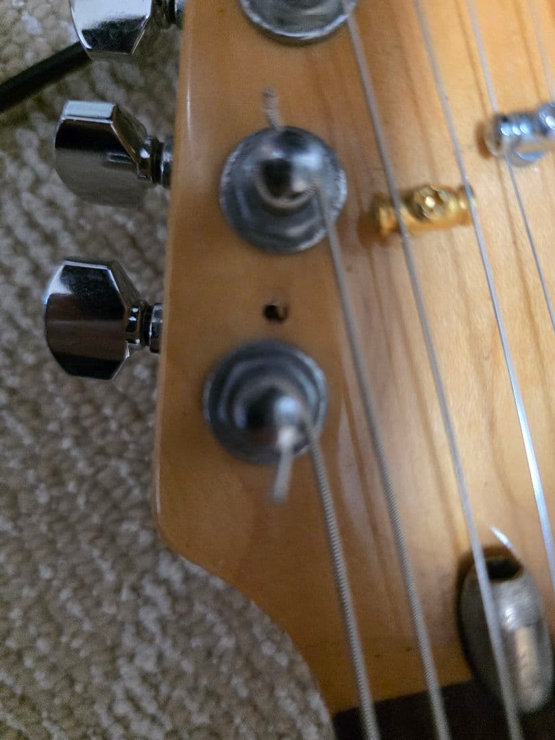 Fender Japan ストラトキャスター EMG81 カーク・ハメット仕様