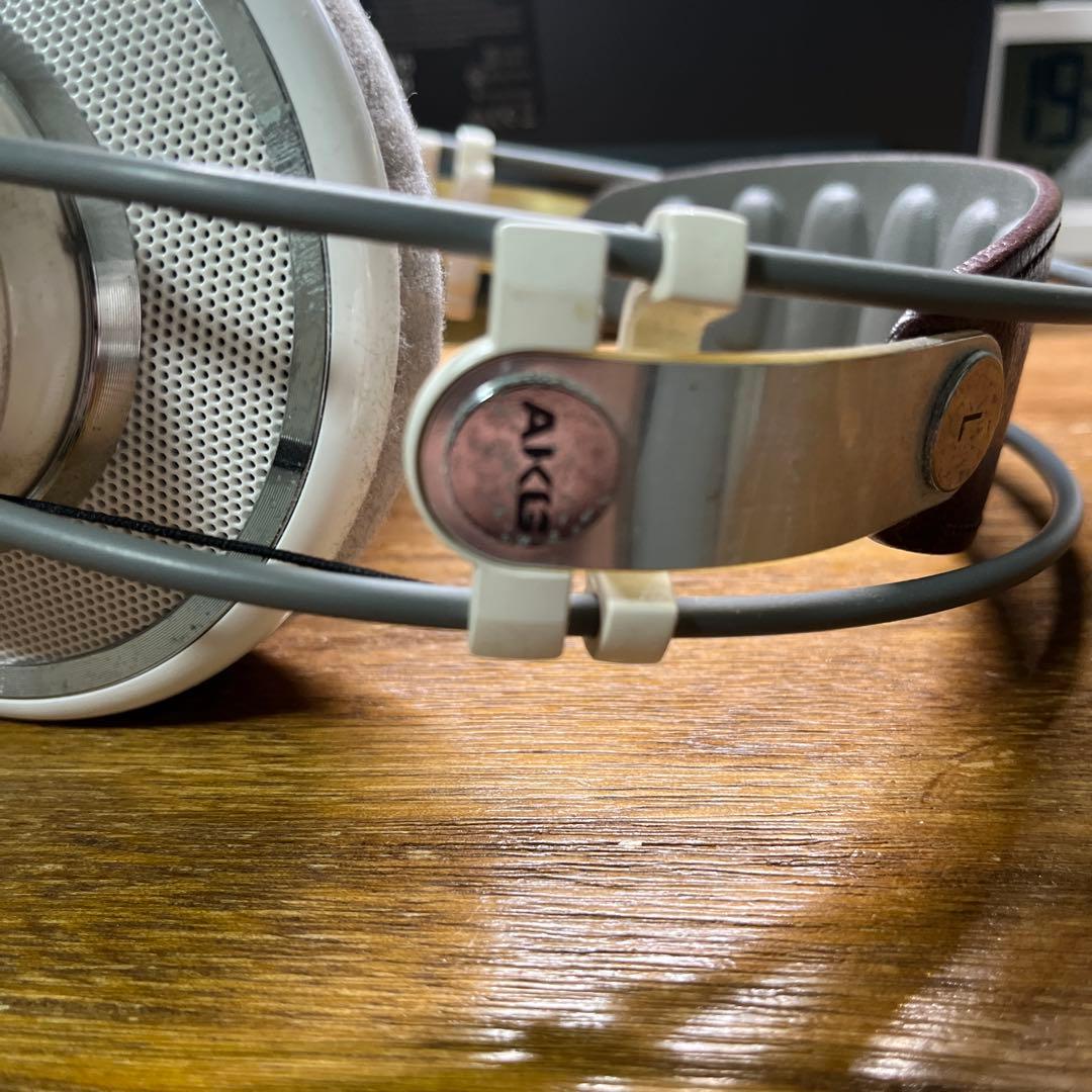 AKG K701 ホワイト オープンバックヘッドホン