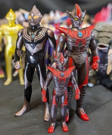 ウルトラマンティガ＆登場怪獣・宇宙人（バンダイ）ソフビフィギュア22体セット＋１