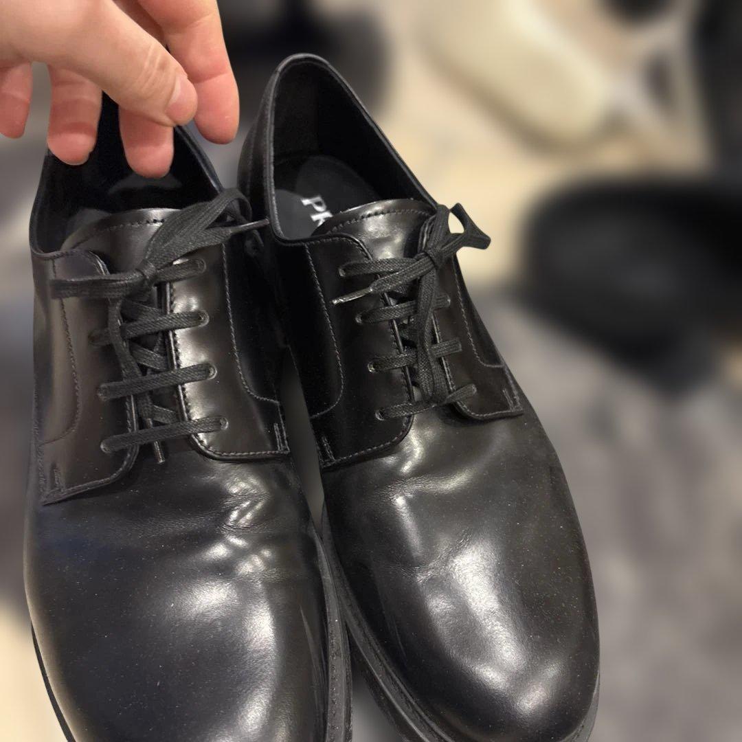 PRADA ブラック ドレスシューズ