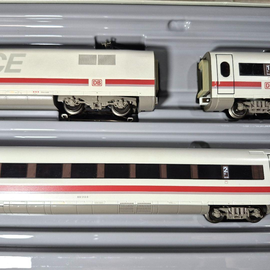 【欧州直輸入】Märklin メルクリン ICE HO 37701