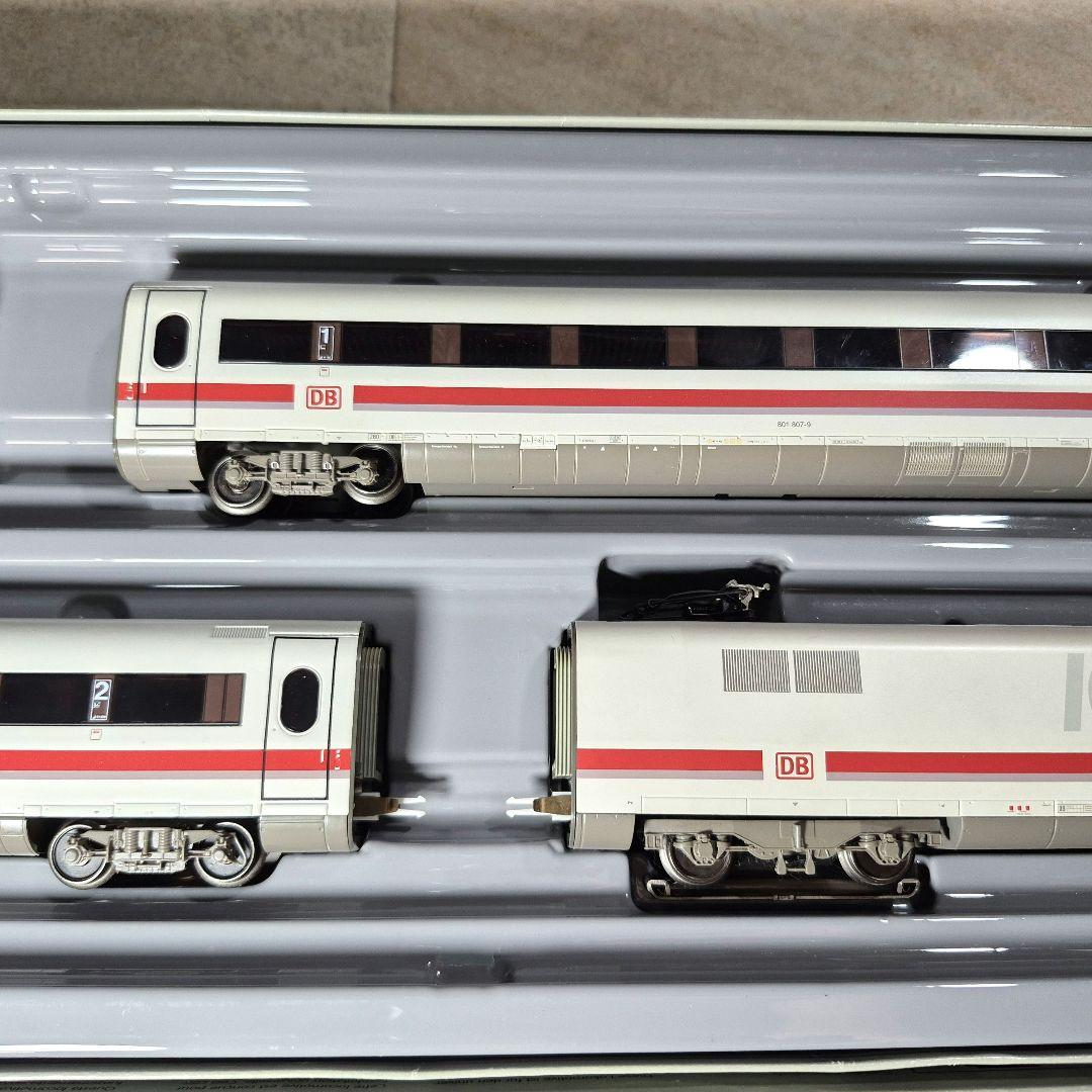 【欧州直輸入】Märklin メルクリン ICE HO 37701