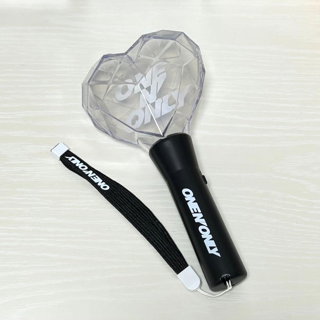 ONE N' ONLY ペンライト 004