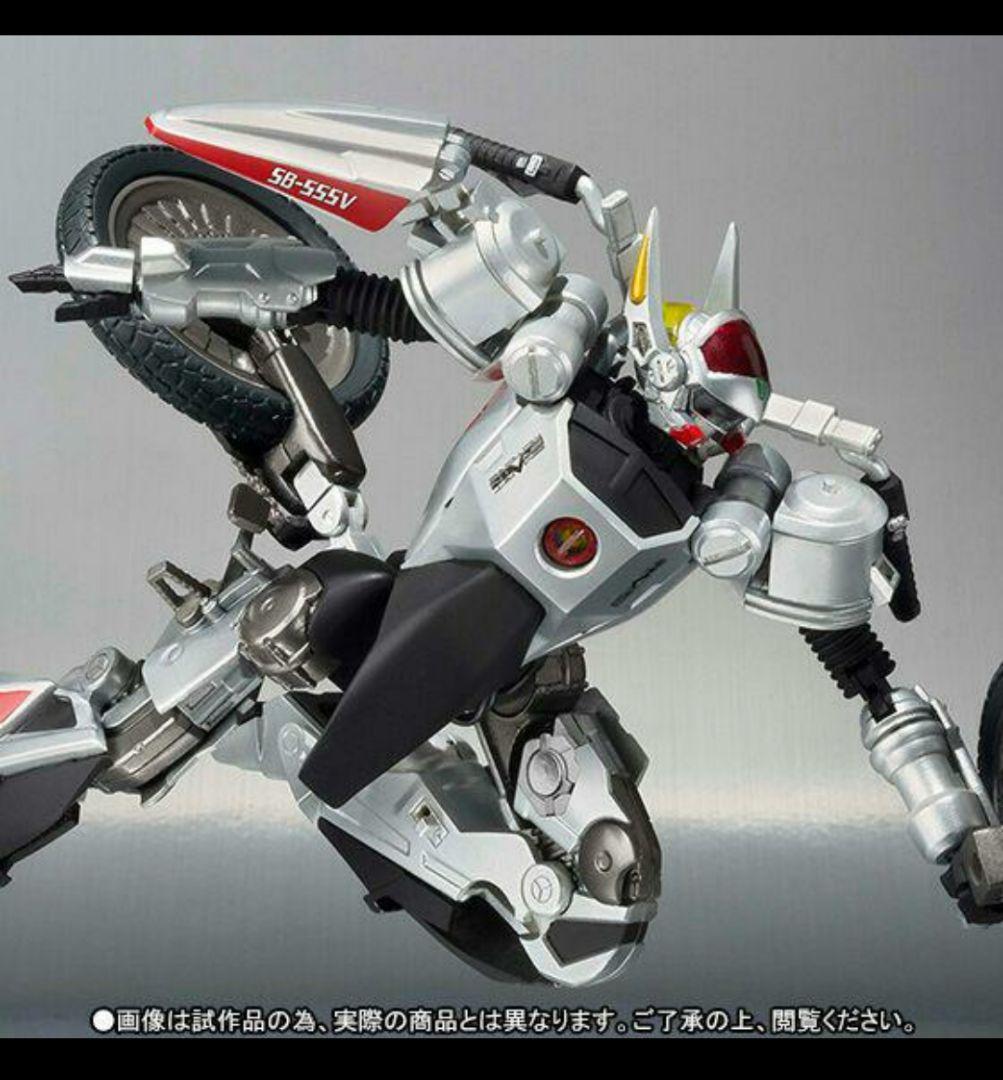 S.H.Figuarts 輸送箱未開封 オートバジン 仮面ライダー555