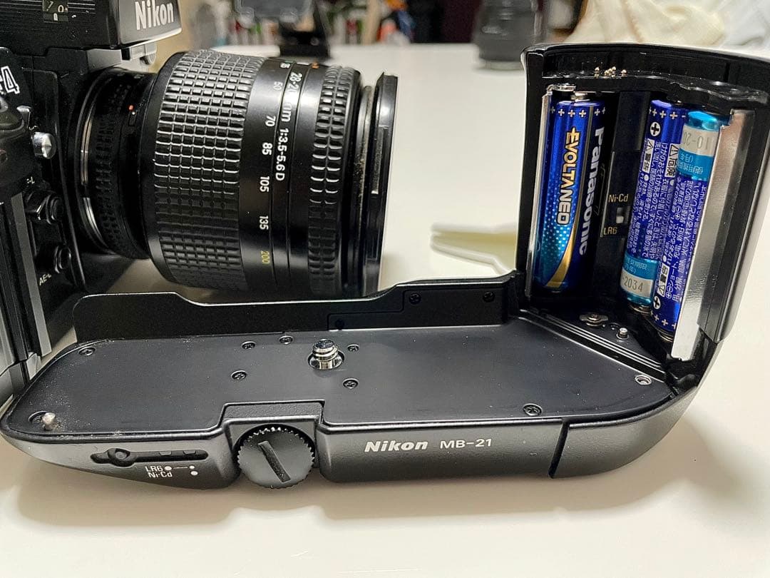 Nikon F4 美品MB-21 ボディ+ AF NIKKOR レンズ2本セット