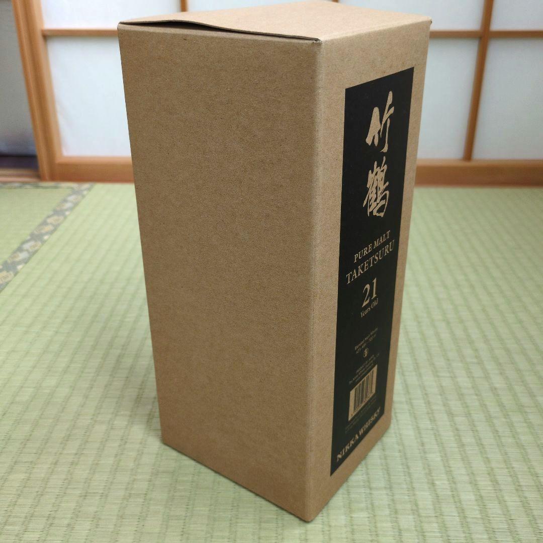 竹鶴 21年 ピュアモルト 700ml 木箱入り