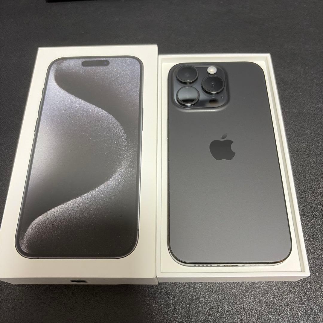 iPhone 15 Pro 256GB ブラックチタニウムSIMフリー版