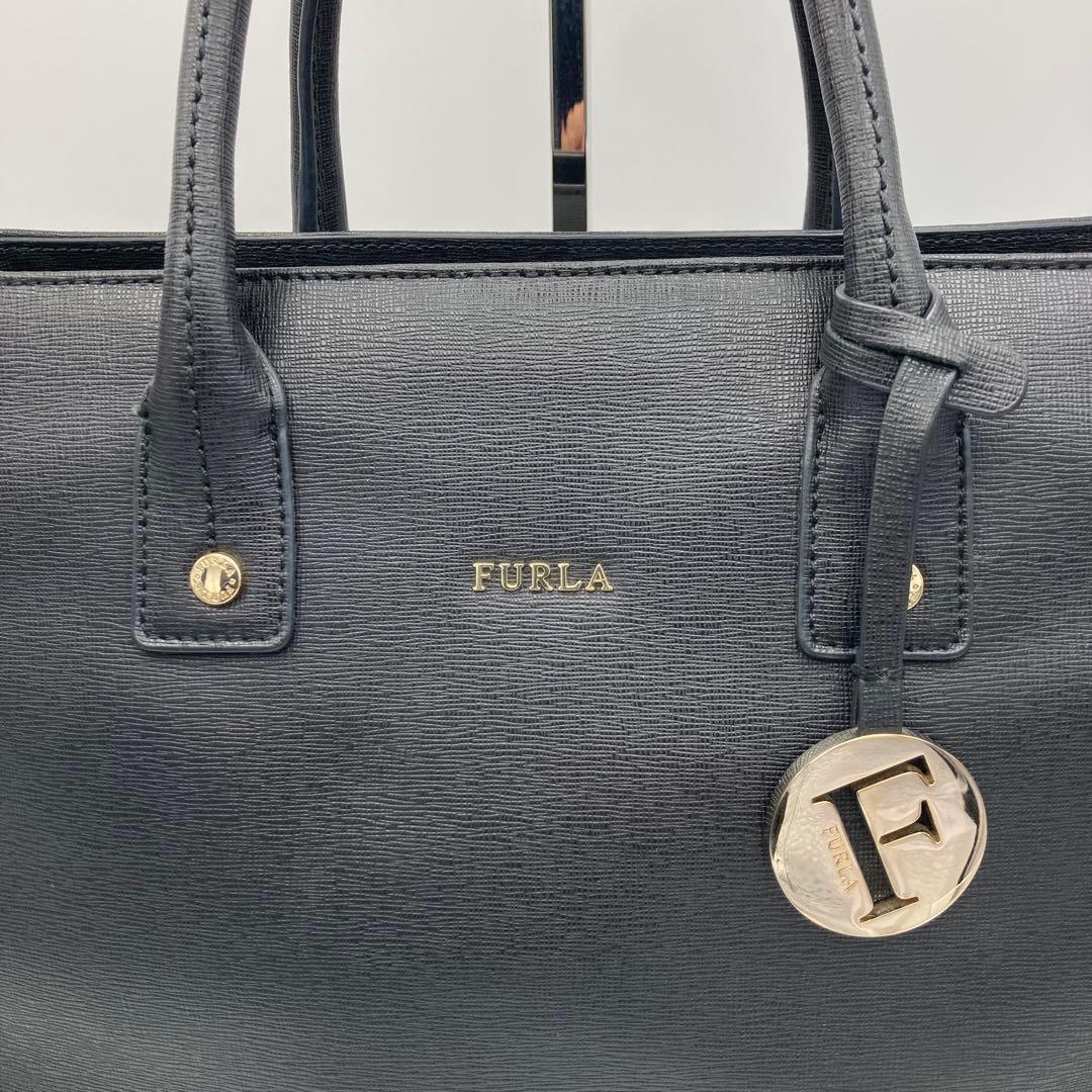 極美品✨フルラ リンダ 2way レザー ショルダー ハンドバッグ A4可 黒