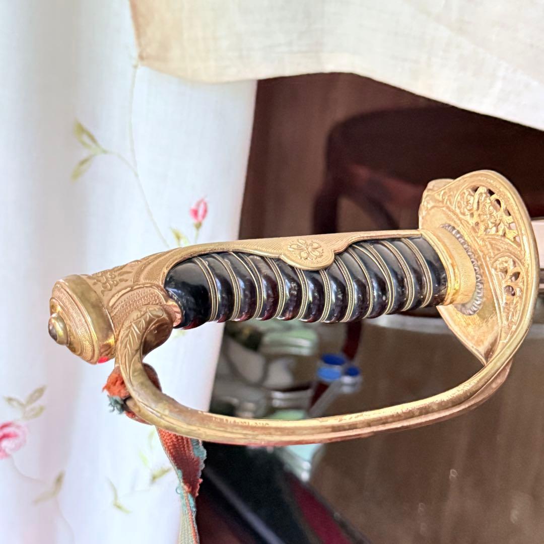 2214様感謝‼️旧日本軍名入模造刀身刀緒付指揮刀軍刀サーベル①黄袋