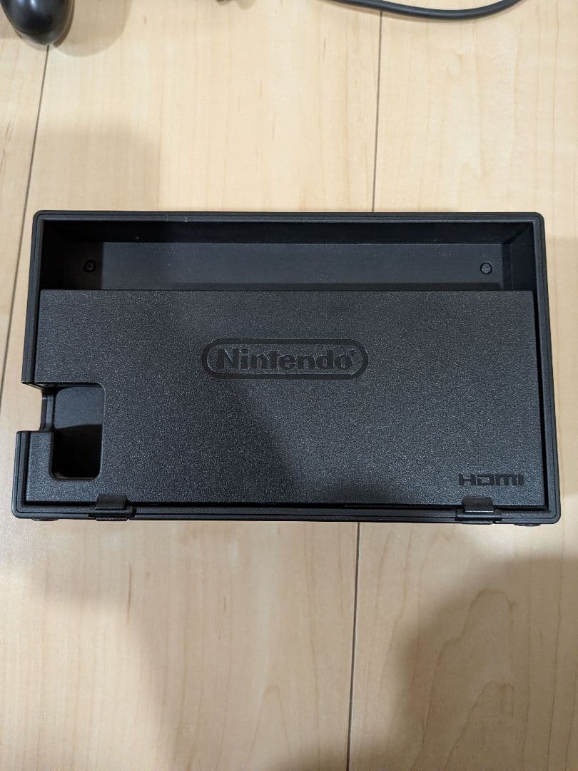 山*田様 Nintendo Switch 本体 青/赤 Joy-Con付き