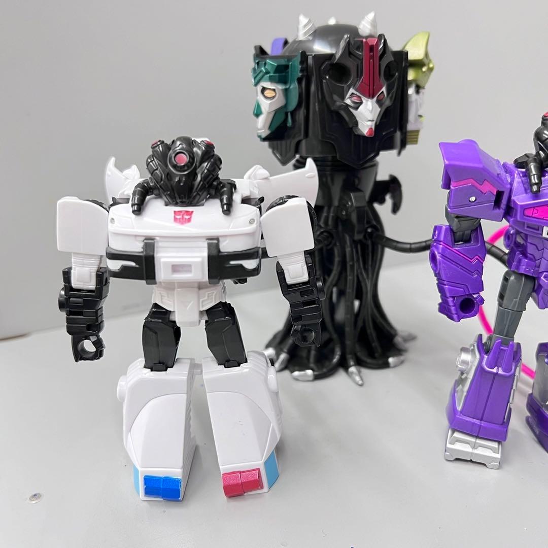 トランスフォーマー サイバーバース　クインテッサン インベイジョン SDCC