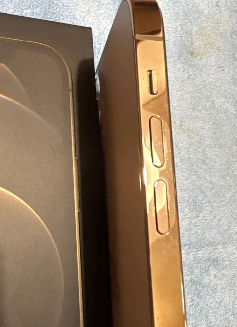 iPhone 12 Pro 256GB ゴールド 本体