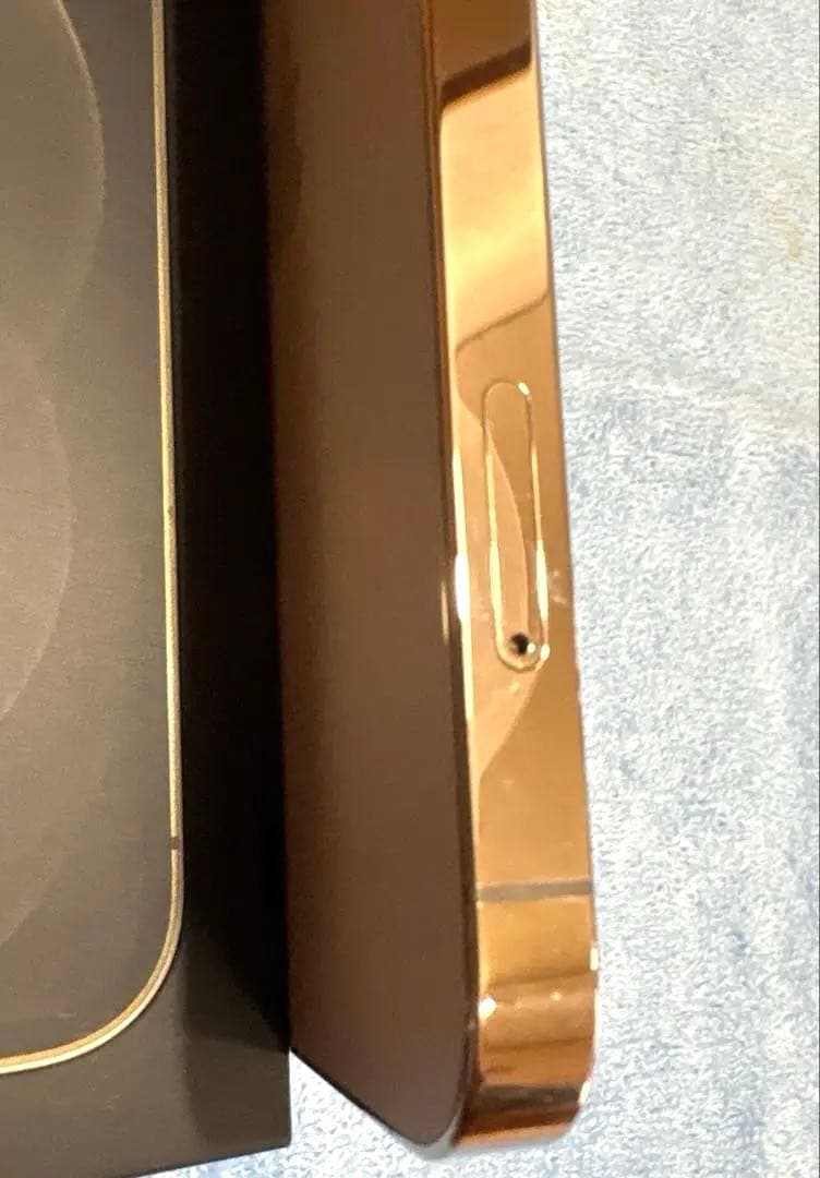 iPhone 12 Pro 256GB ゴールド 本体