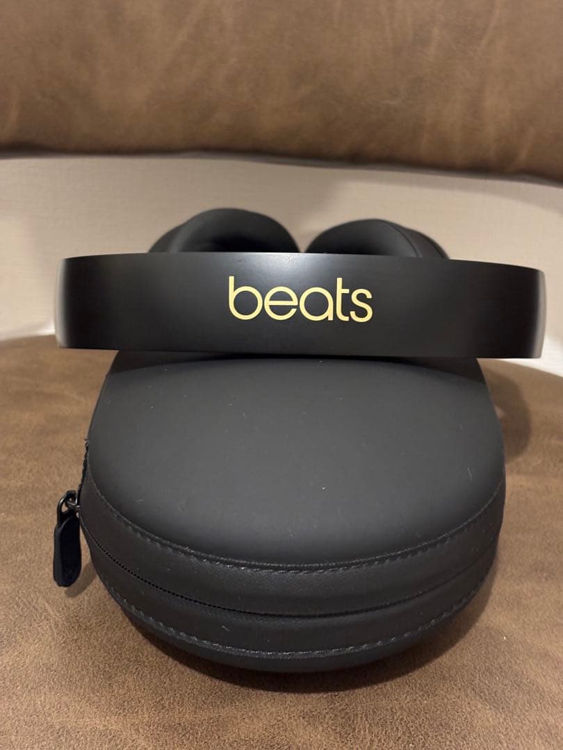 ヘッドホン Beats Studio3