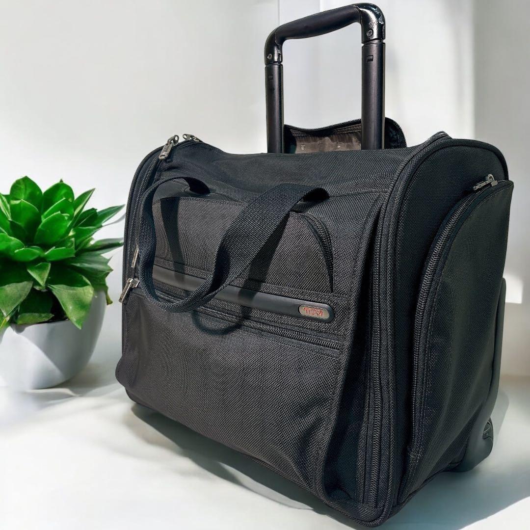 ✨良品✨ TUMI キャリーケース 機内持ち込み可能 ブラック キャスター付き