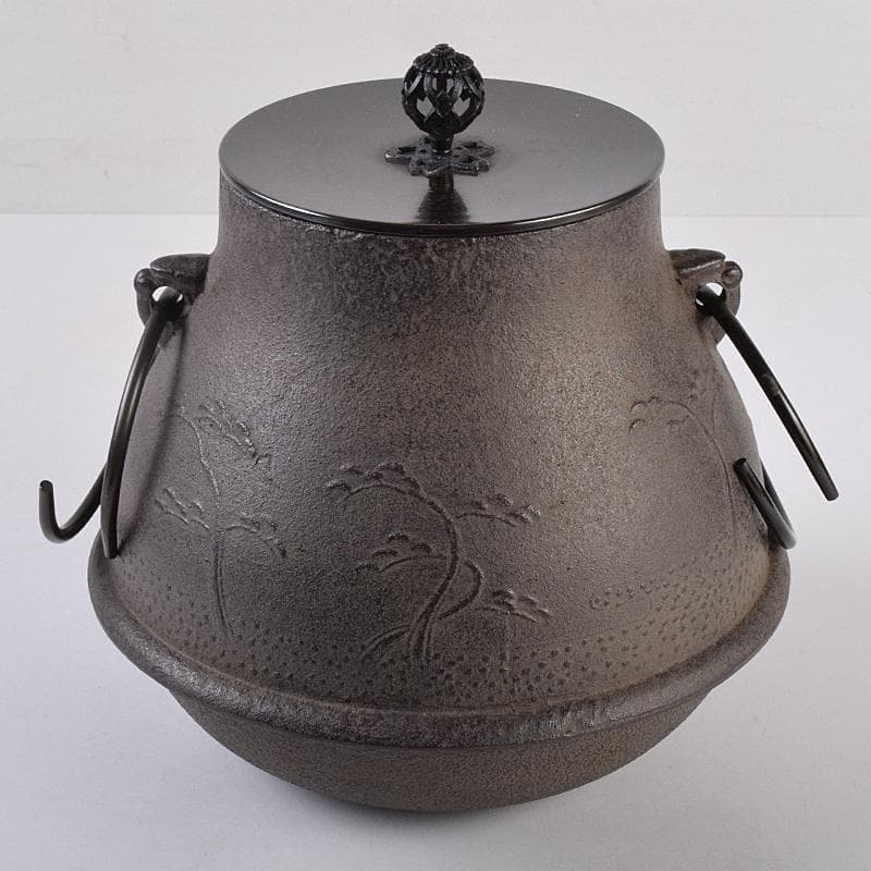 煎茶道具　釜師　菊地政光作　浜松文　鶴首釜　共箱　C　R8884B