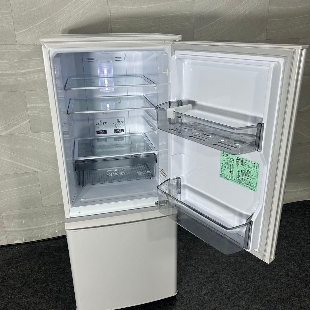 MITSUBISHI 冷蔵庫 146L 高年式 2023年 ホワイト d3388
