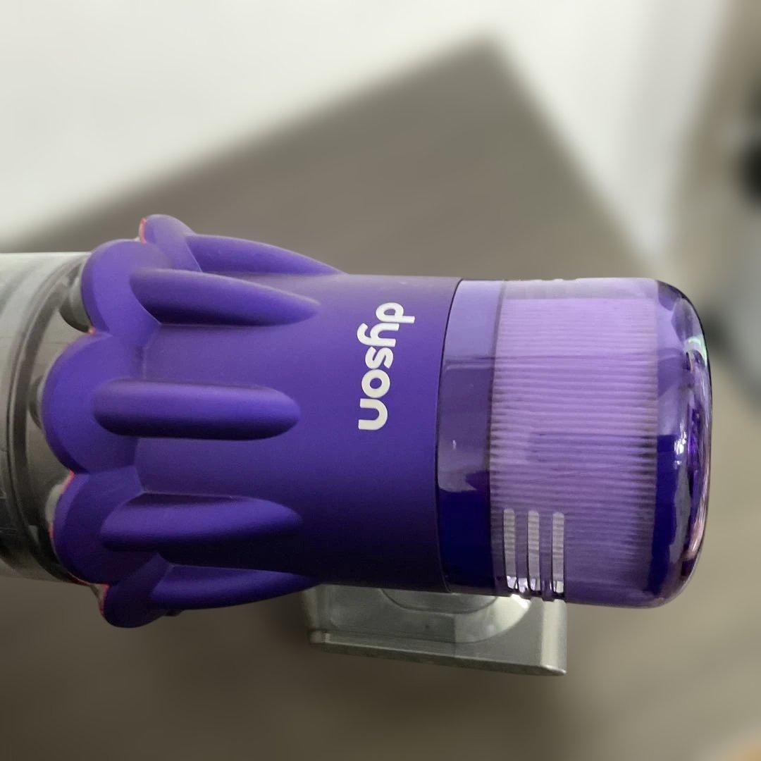 32. 『美品』Dyson Digital Slim Fluffy SV18