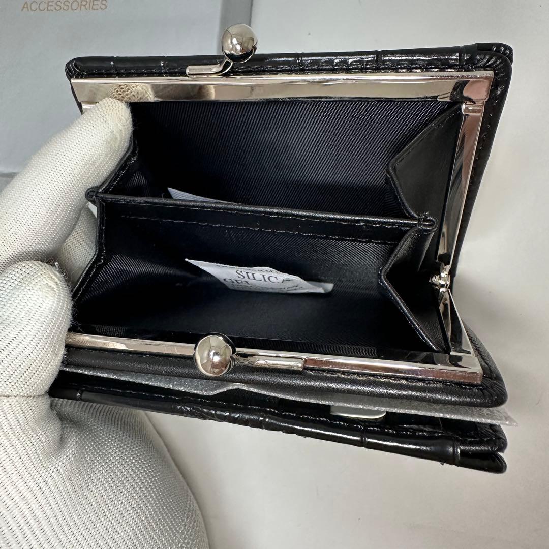 【希少！新品】Vivienne Westwood 二つ折り財布 がま口