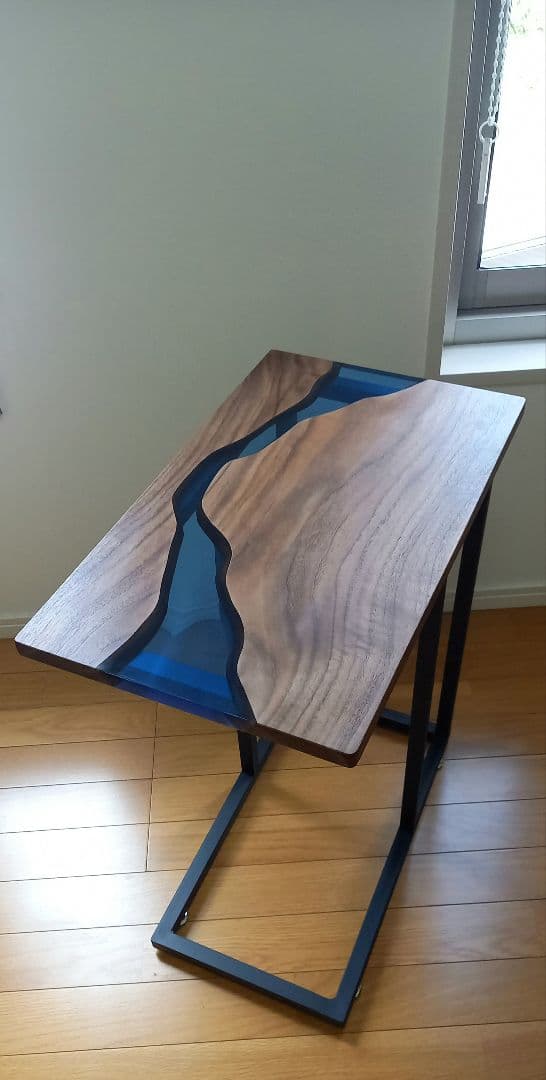 リバーテーブル　レジンテーブル　コーヒーテーブル　コの字　サイドテーブル