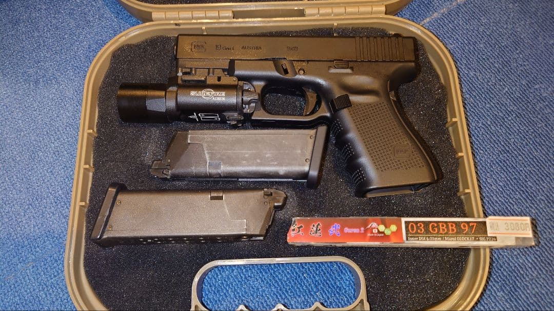 東京マルイ G19 gen4 X300Uライト 紅蓮弐カスタム