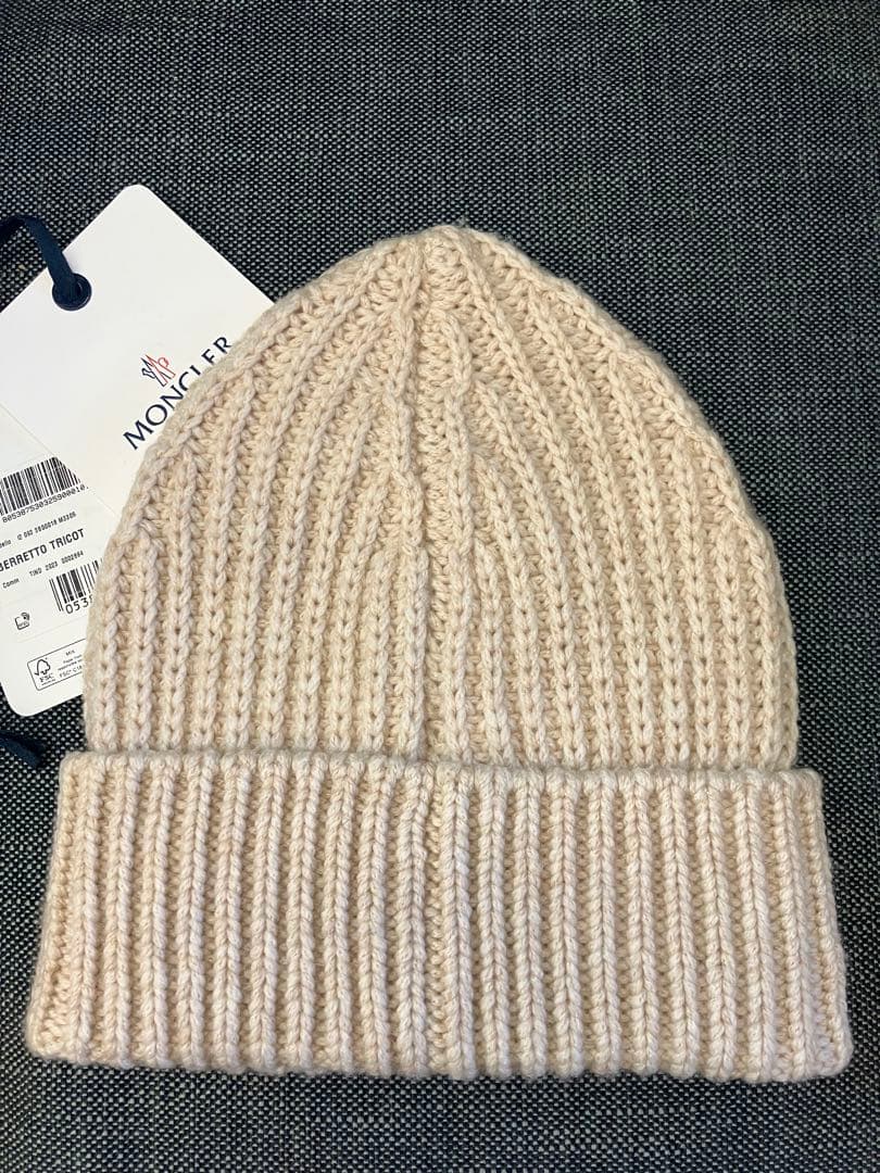 【新品同様　モンクレールコード認証済】モンクレール　カシミヤ混ビーニー　ニット帽