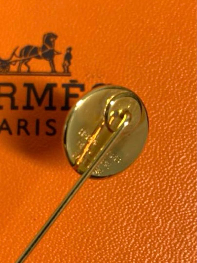 美品　HERMES エルメス　セリエ　ピンブローチ　ピンバッチ　ゴールド　箱付き