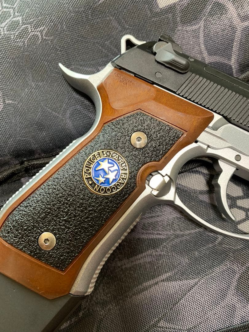 東京マルイ　サムライエッジ アルバート.W.モデル01風　マガジン2本ケース付き