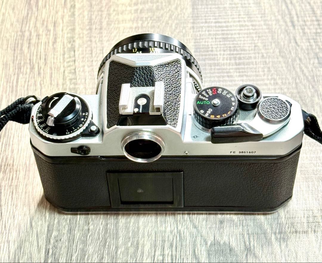 Nikon FE シルバー NIKKOR 50mm F1.8 レンズ