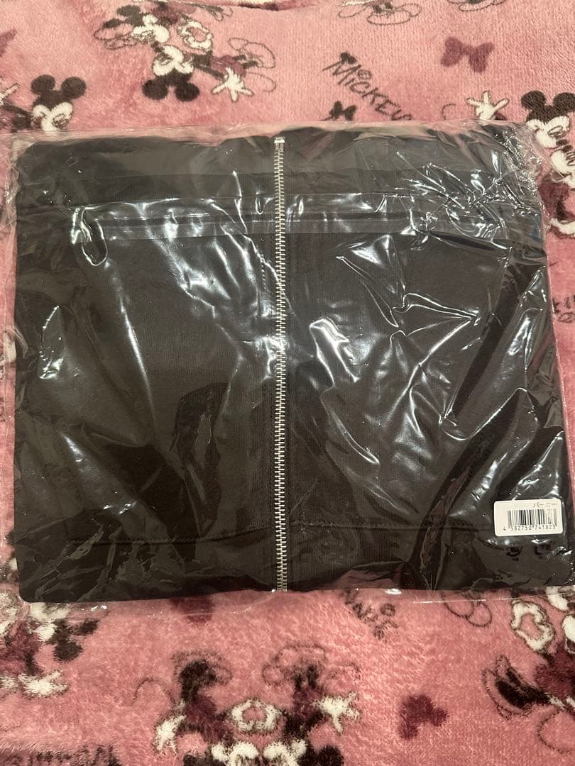 新品未開封　MILESixTONESパーカー 2026 SixTONES