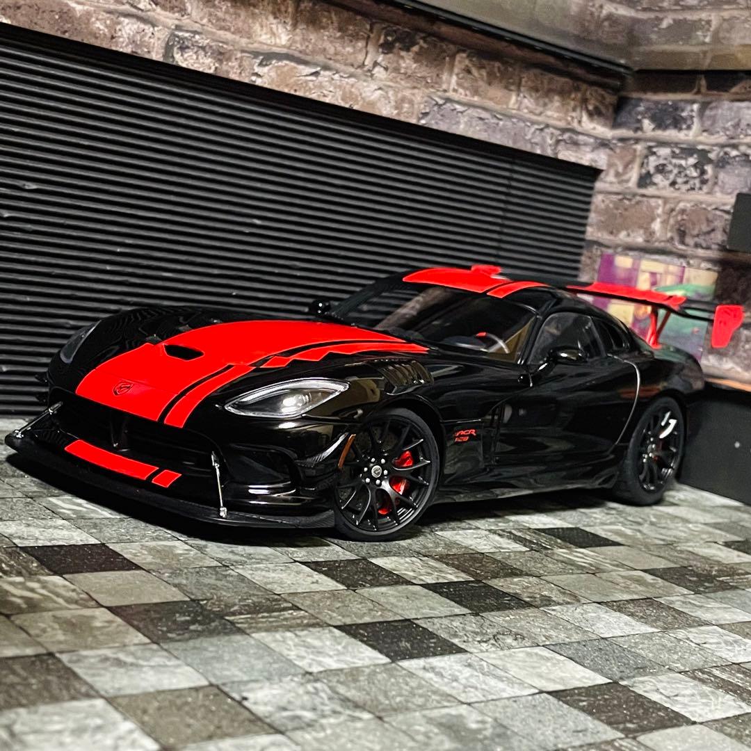 1/18 AUTOart ダッジ バイパー ACR 1:28エディション