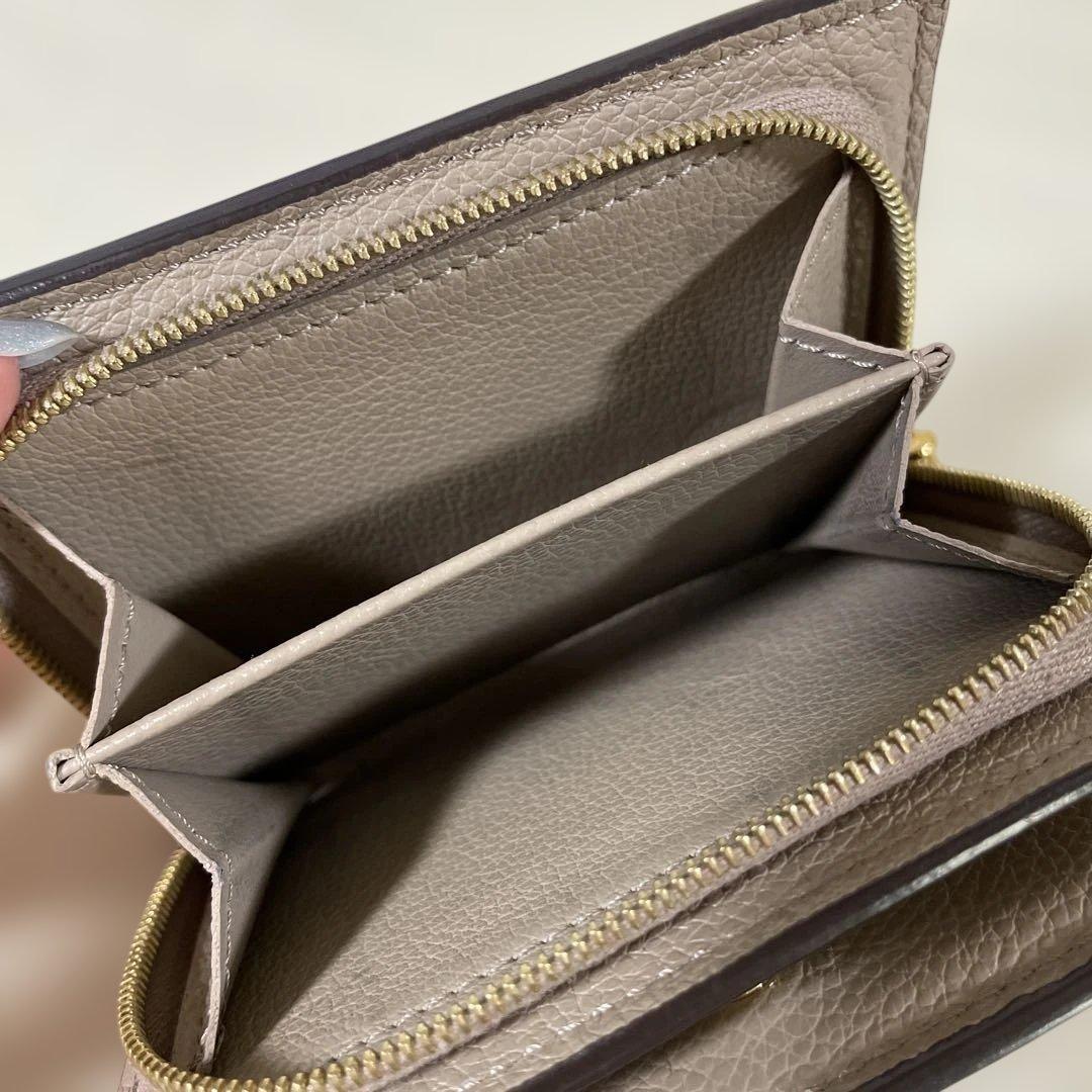 LOUIS VUITTON ポルトフォイユ・クレア トゥルトレール