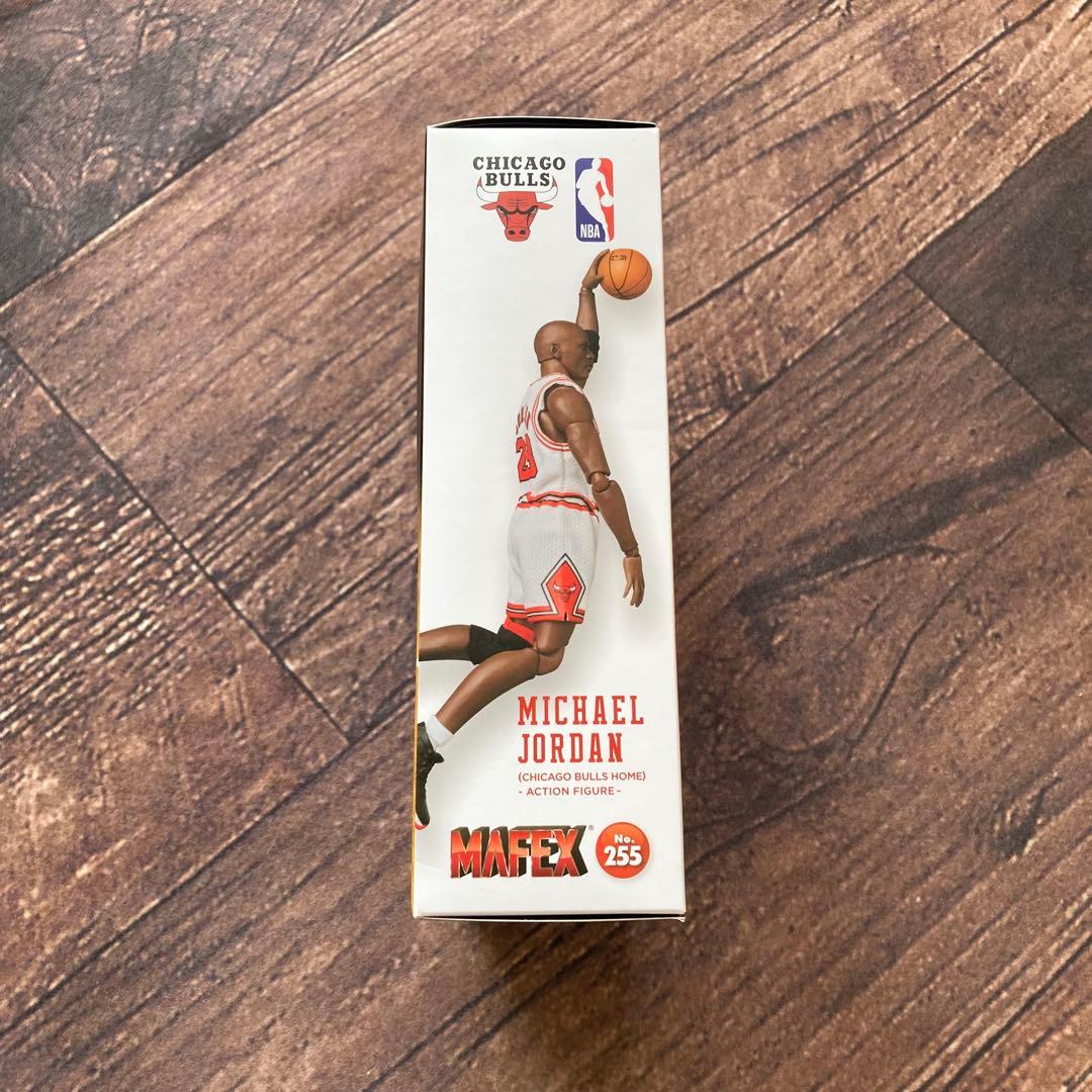【新品未開封】MAFEX No.255 Michael Jordan ジョーダン