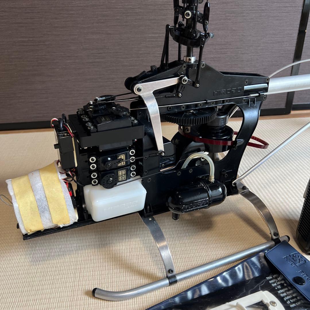 ヘリコプター (エンジン、プロポ付き )ホワイト