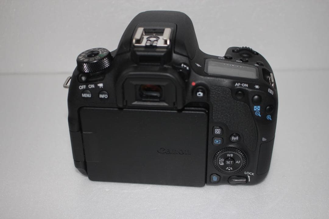 一眼レフカメラCanon EOS 9000D標準&望遠&単焦点レンズセット