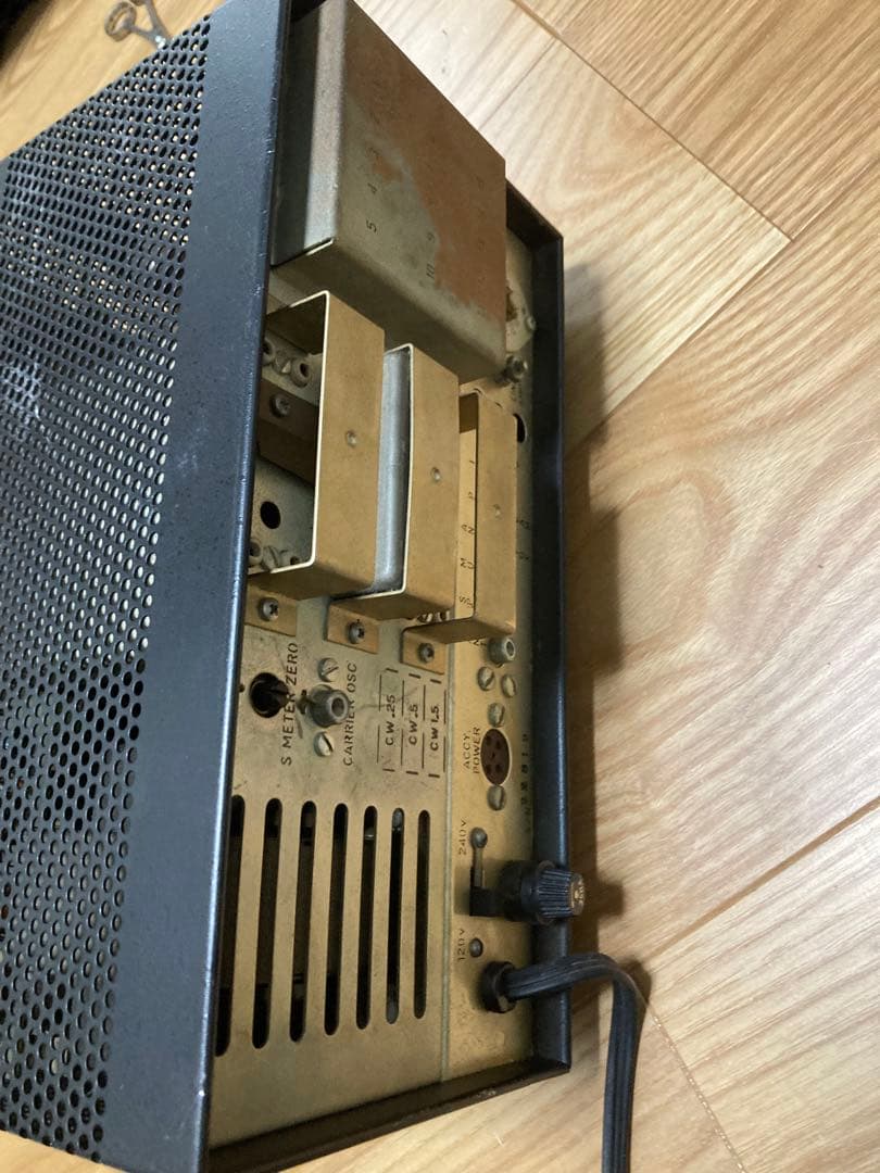 E) DRAKE R-4C アマチュア無線機