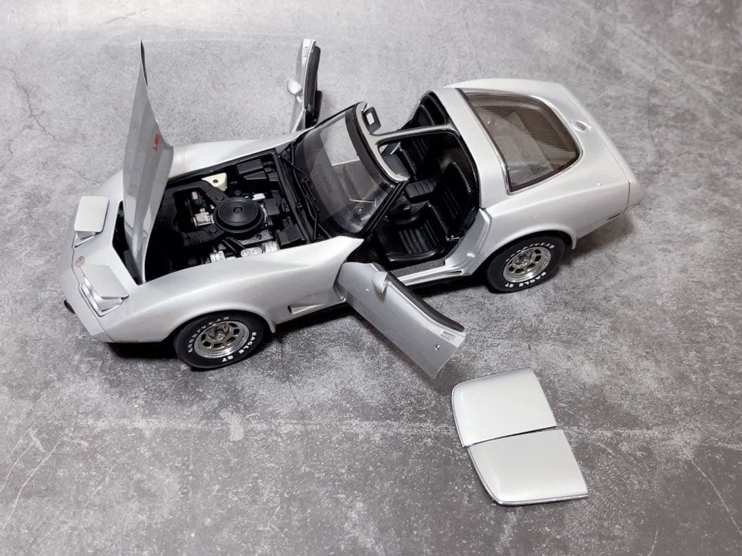 1/18 AUTOart シボレー コルベット C3 25周年アニバーサリー