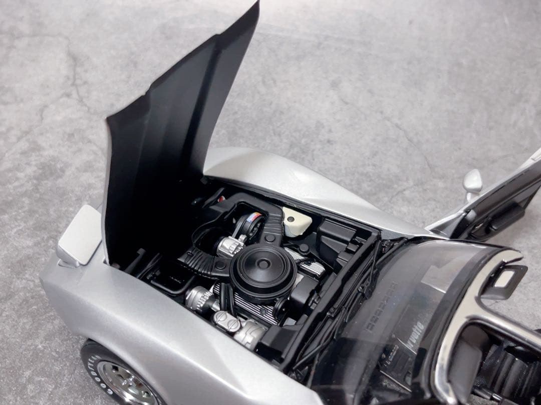 1/18 AUTOart シボレー コルベット C3 25周年アニバーサリー