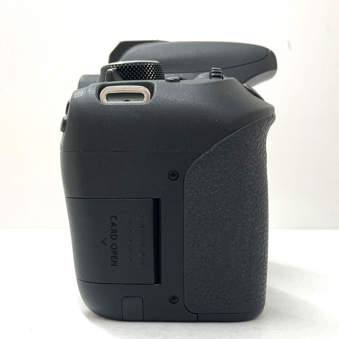 Canon EOS Kiss X9i ボディ