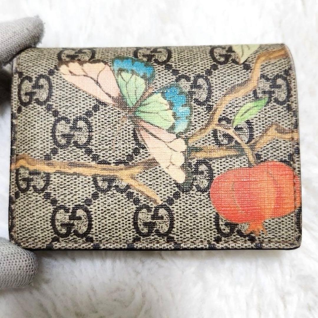 ✨美品　付属品あり✨グッチ　二つ折り　フローラ　アニマリエ　蝶　PVC
