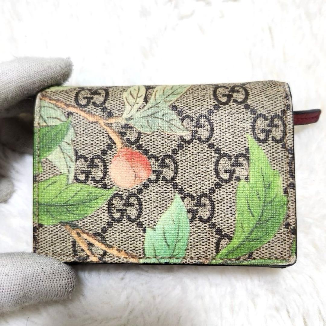 ✨美品　付属品あり✨グッチ　二つ折り　フローラ　アニマリエ　蝶　PVC