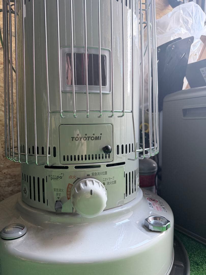 引き取り限定　TOYOTOMI 石油ストーブ KS-67H