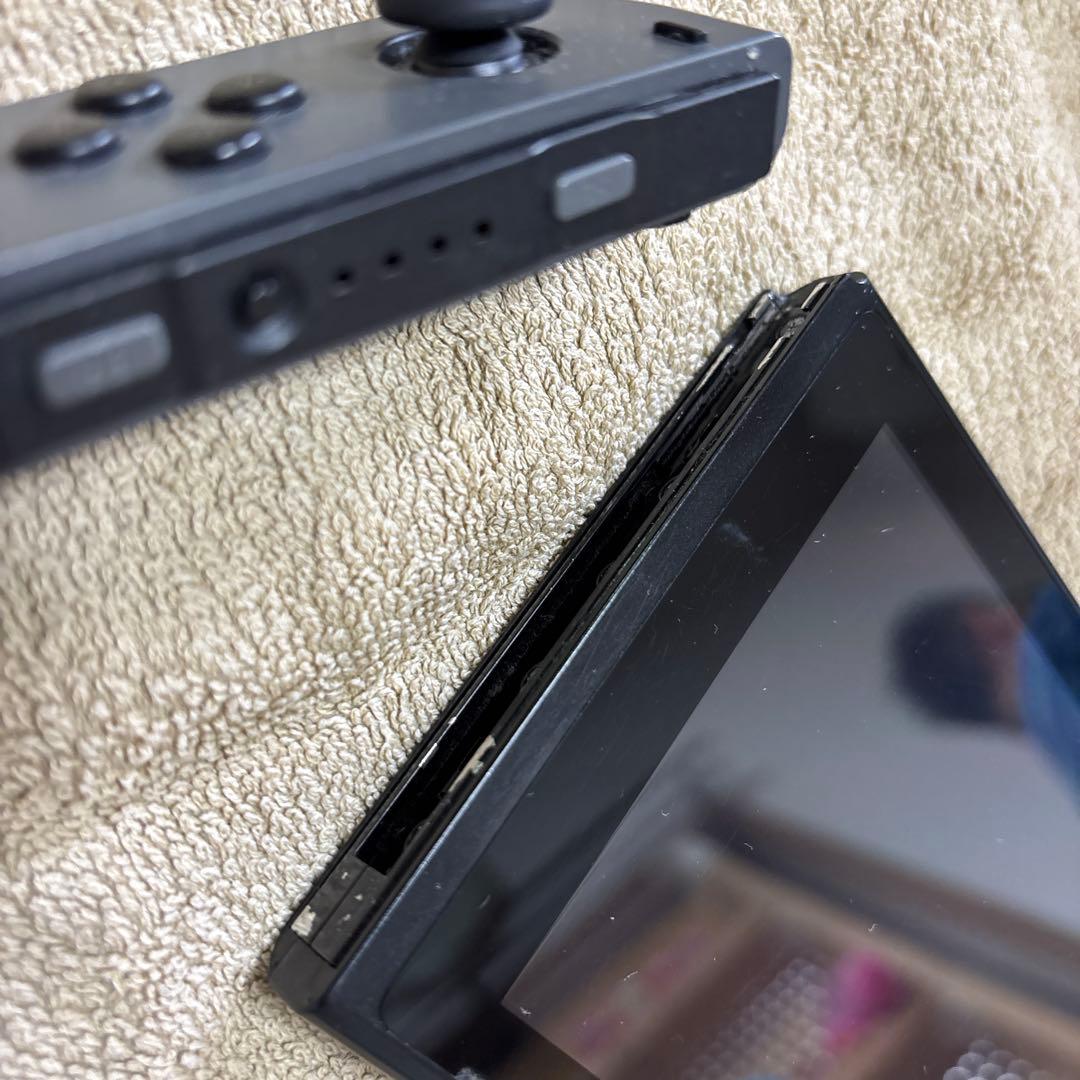 Nintendo Switch 本体 ブラック ピカチュウコントローラー