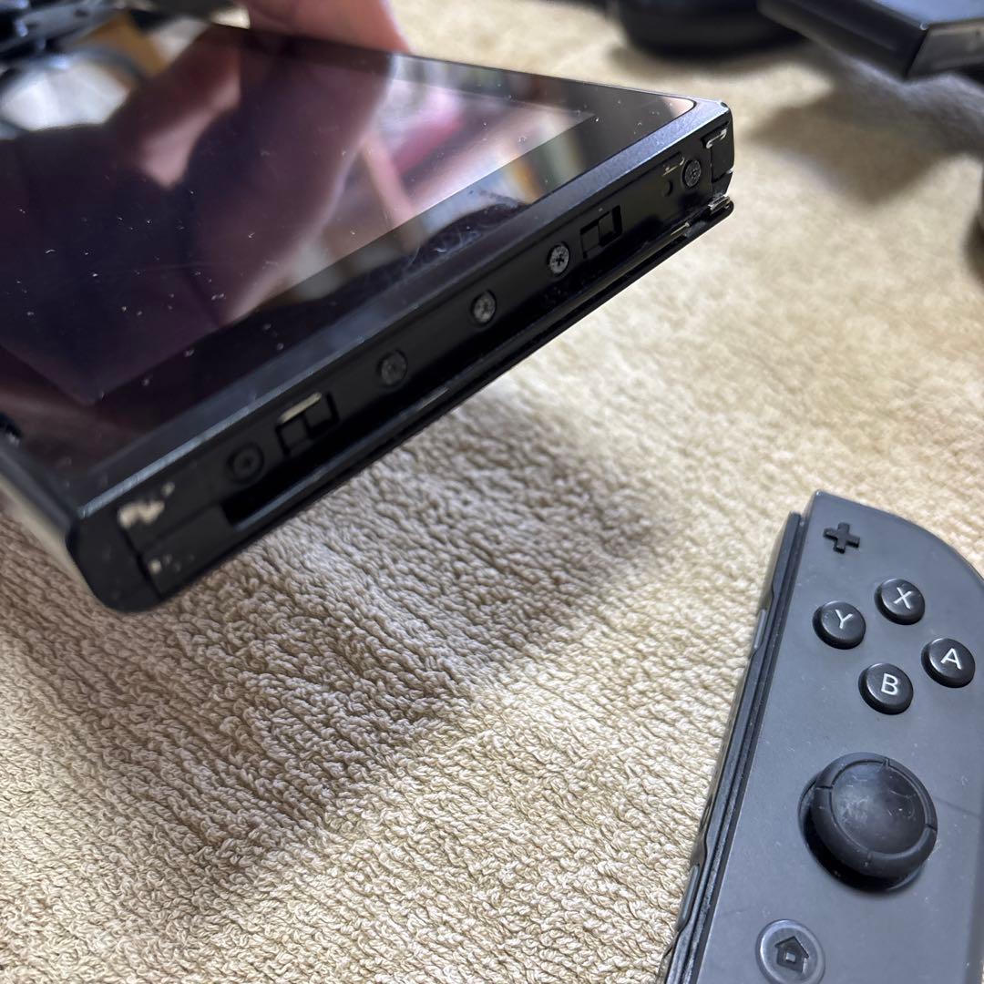 Nintendo Switch 本体 ブラック ピカチュウコントローラー