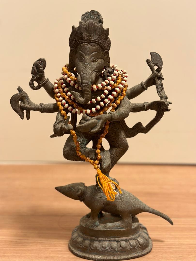 ダンシングガネーシャ　インド神様