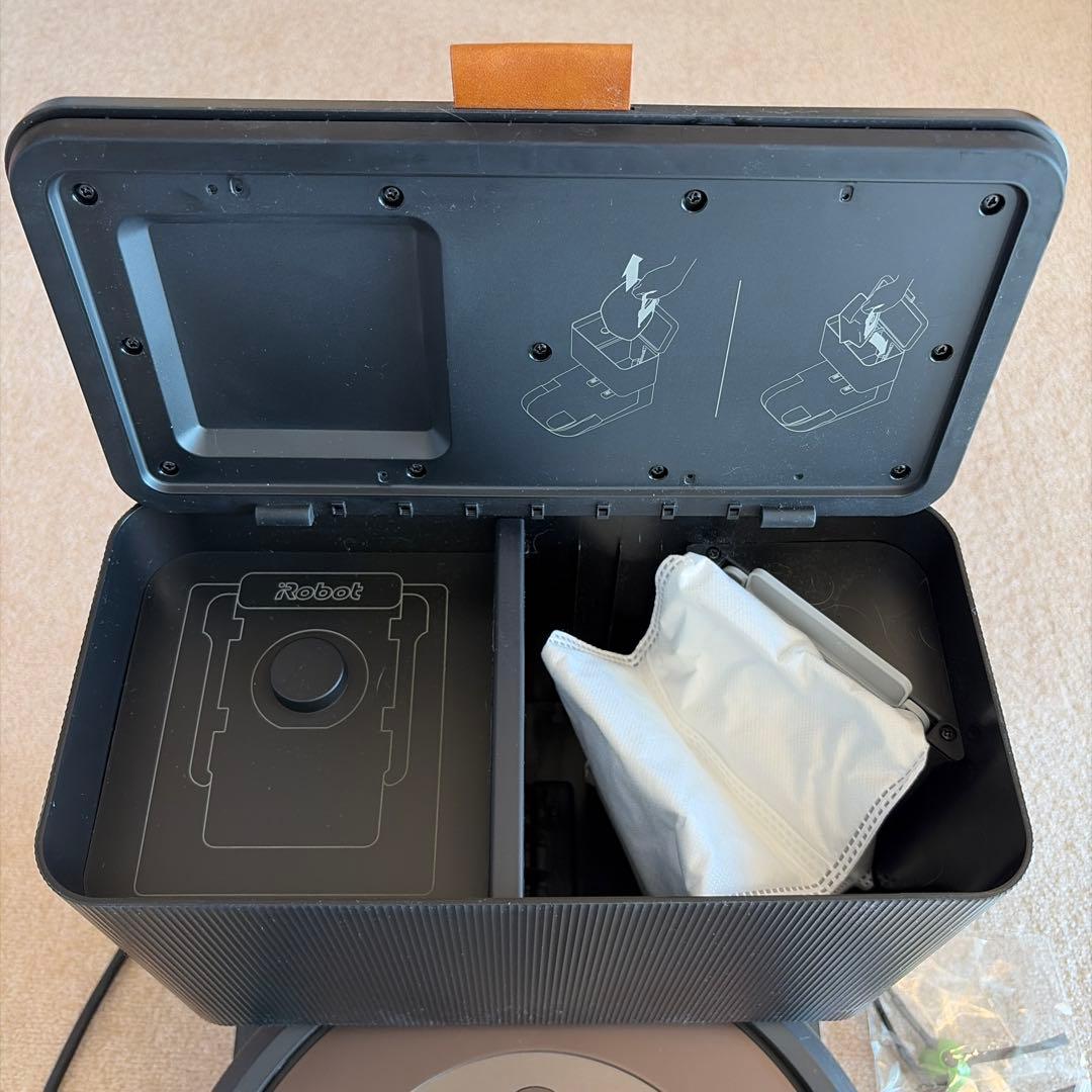 ルンバj9+ クリーンベース付き